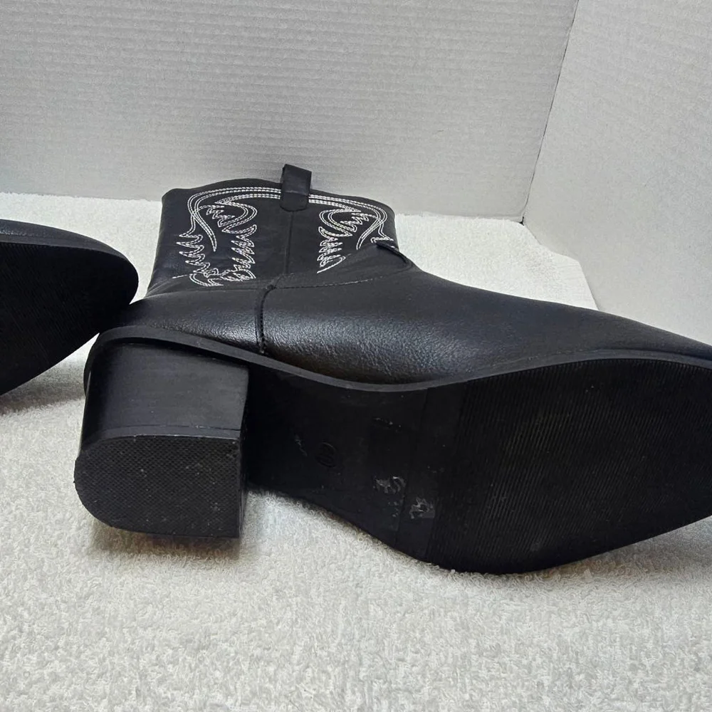 Women's Unbranded Black and White Heeled Cowboy Boots Size 9 - Picture 7 of 10